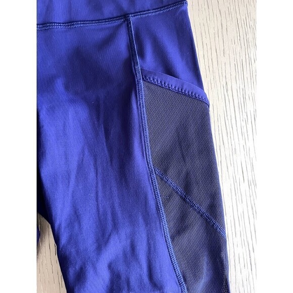Lululemon Fast As Light Crops Size 4 - Emperor Blue - Brand New - Picture 8 of 12